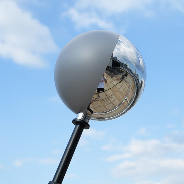 vfx ball 20cm half mirror half grey ball